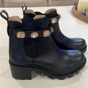 NWOT - Steve Madden Jewel Embellished Lug Sole Chunky Block Heel Combat Platform